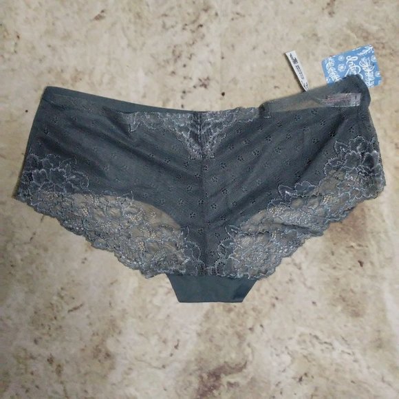 Free People Zoey Bra (34B) & Smooth Lace Hipster - Picture 6 of 7